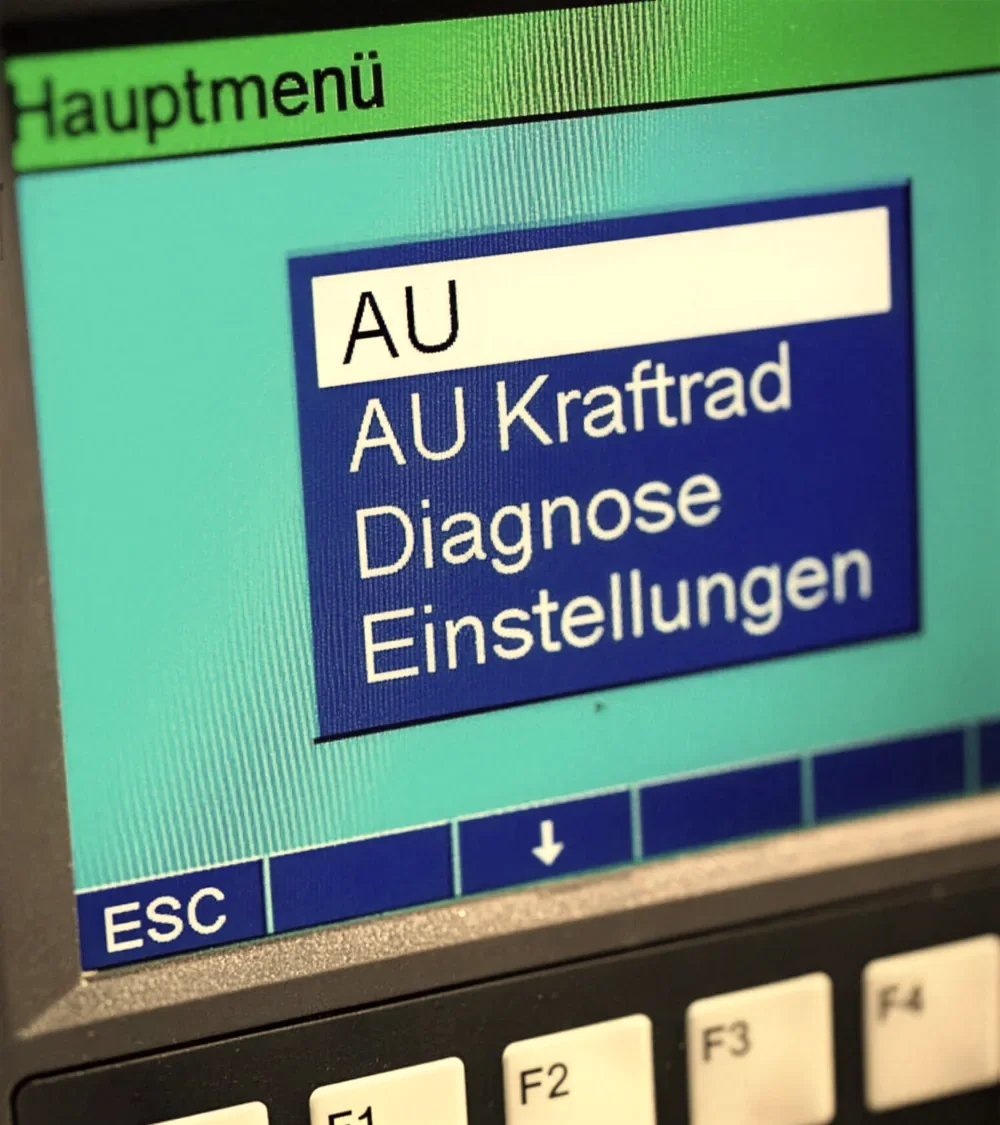 Menü des Prüfgeräts: AU, AU Kraftrad, Diagnose, Einstellungen